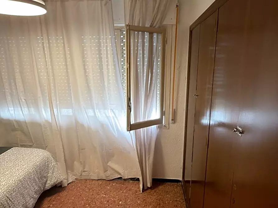 Immagine 3 di Camera in affitto  in Carrer Doctor Just a Alicante/Alacant