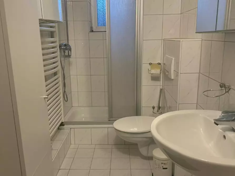 Immagine 6 di Camera in affitto  in Rather Straße a Düsseldorf
