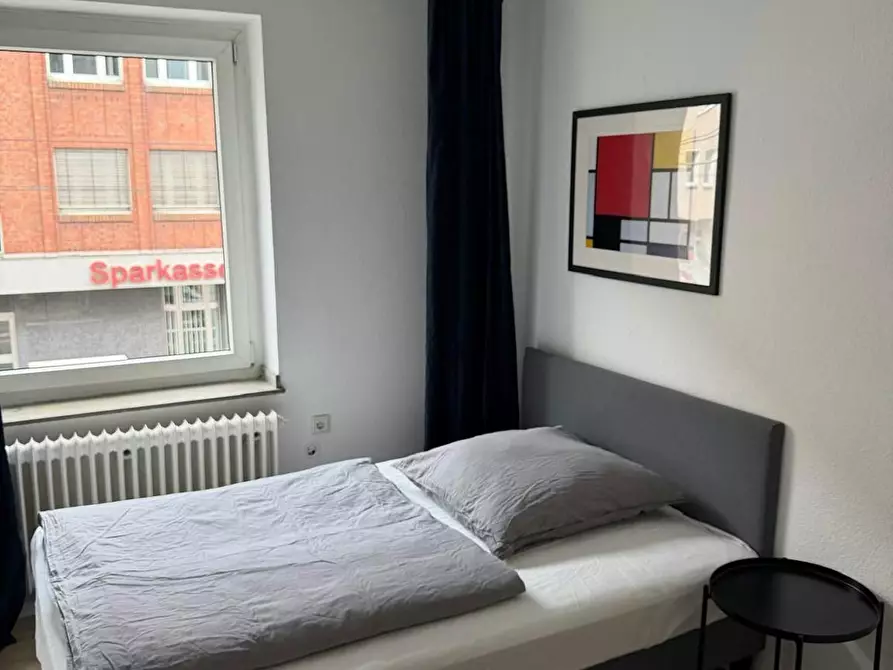 Immagine 3 di Appartamento in affitto  in Rather Straße a Düsseldorf