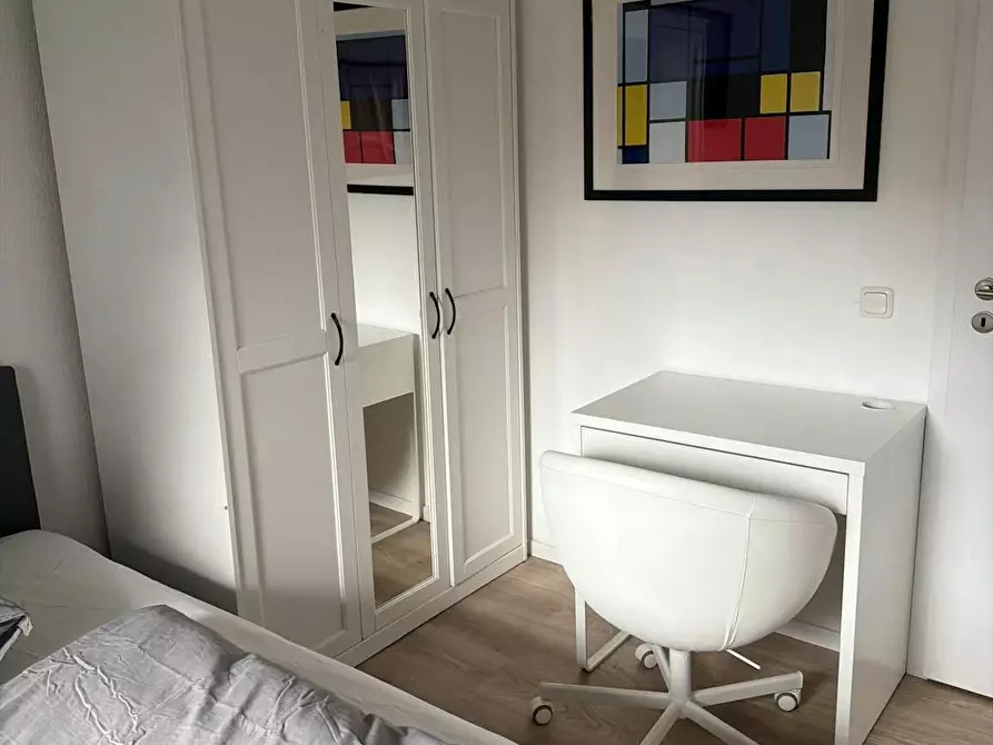 Immagine 7 di Appartamento in affitto  in Rather Straße a Düsseldorf