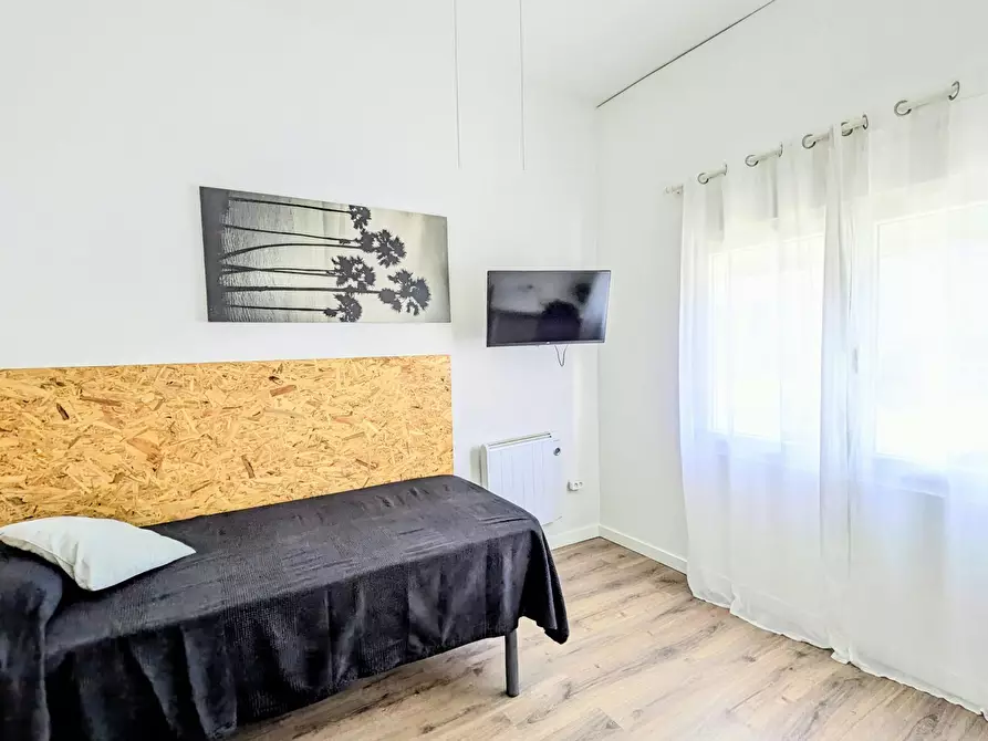 Immagine 3 di Camera in affitto  in Carrer de la Mare de Déu dels Dolors a San Isidro De Benageber