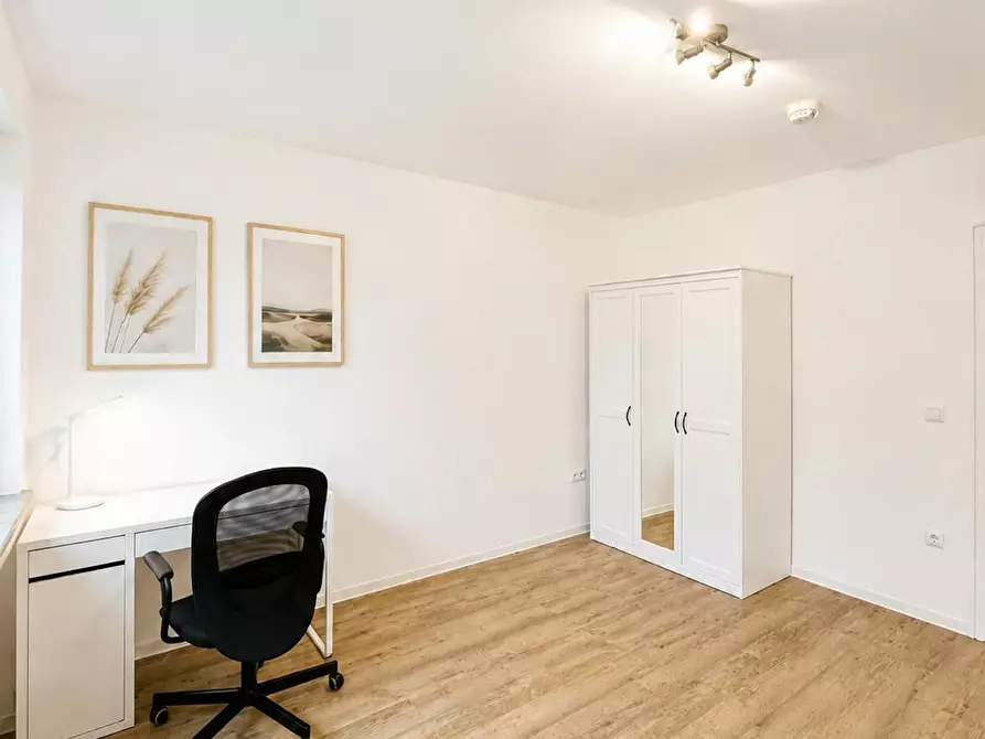 Immagine 2 di Camera in affitto  in Euler-Chelpin-Straße a Augsburg
