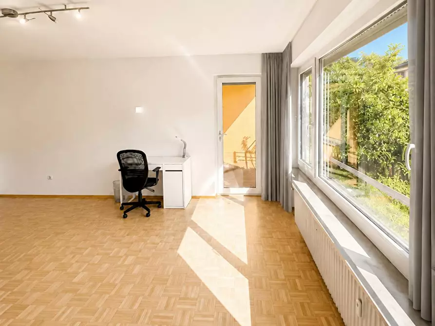 Immagine 2 di Camera in affitto  in Keferstraße a München