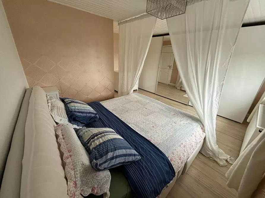 Immagine 1 di Appartamento in affitto  in Auguste Demaeghtlaan a Halle