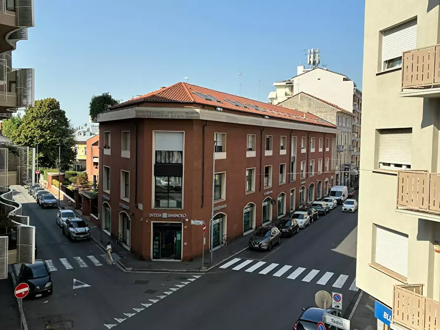 Immagine 10 di Camera in affitto  in Viale Roma a Novara