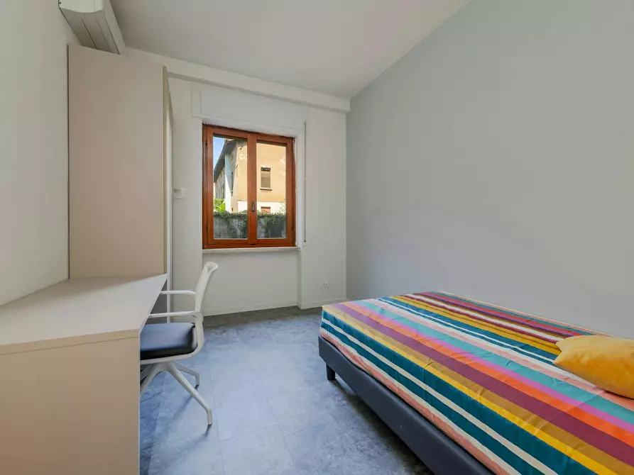 Immagine 1 di Camera in affitto  in Via Giulio Togni a Brescia