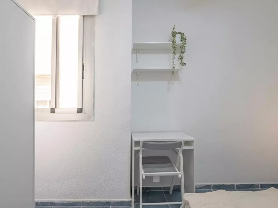 Immagine 8 di Camera in affitto  in Calle del Arquitecto Vidal a Alicante/Alacant