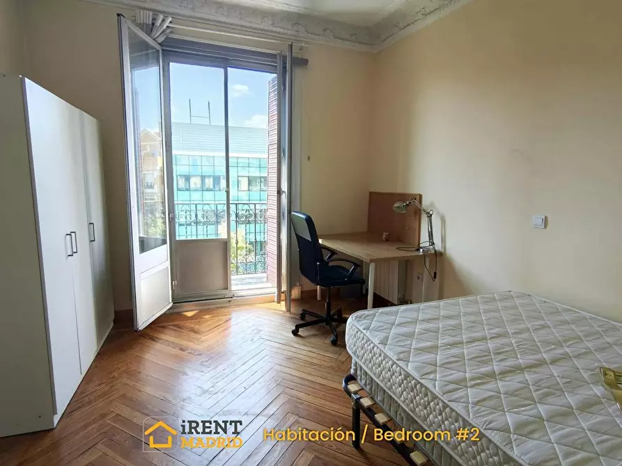 Immagine 1 di Appartamento in affitto  in Calle de Alberto Aguilera a Madrid