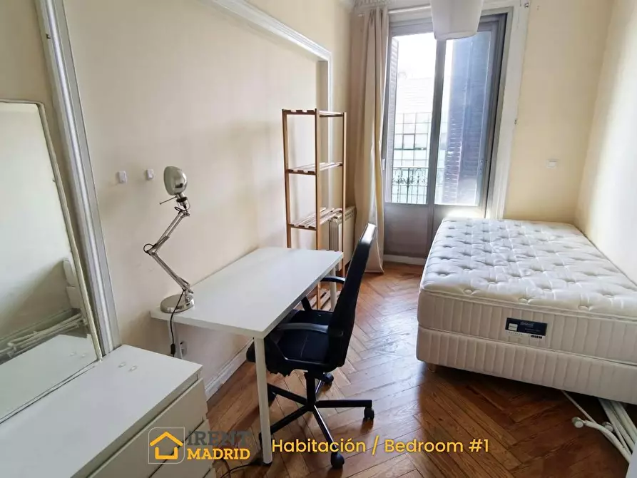 Immagine 10 di Appartamento in affitto  in Calle de Alberto Aguilera a Madrid