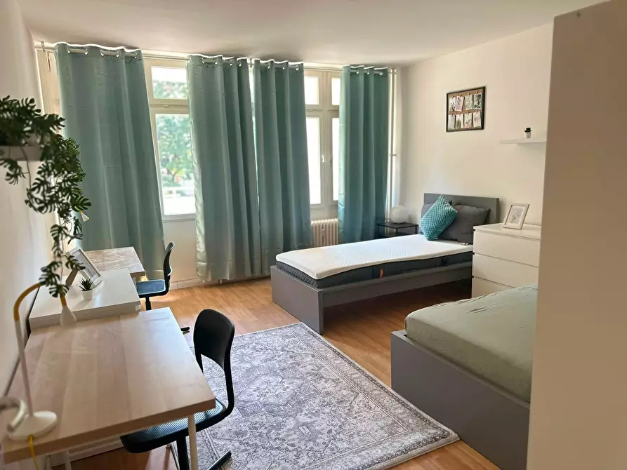 Immagine 1 di Camera condivisa in affitto  in Huttenstraße a Berlin