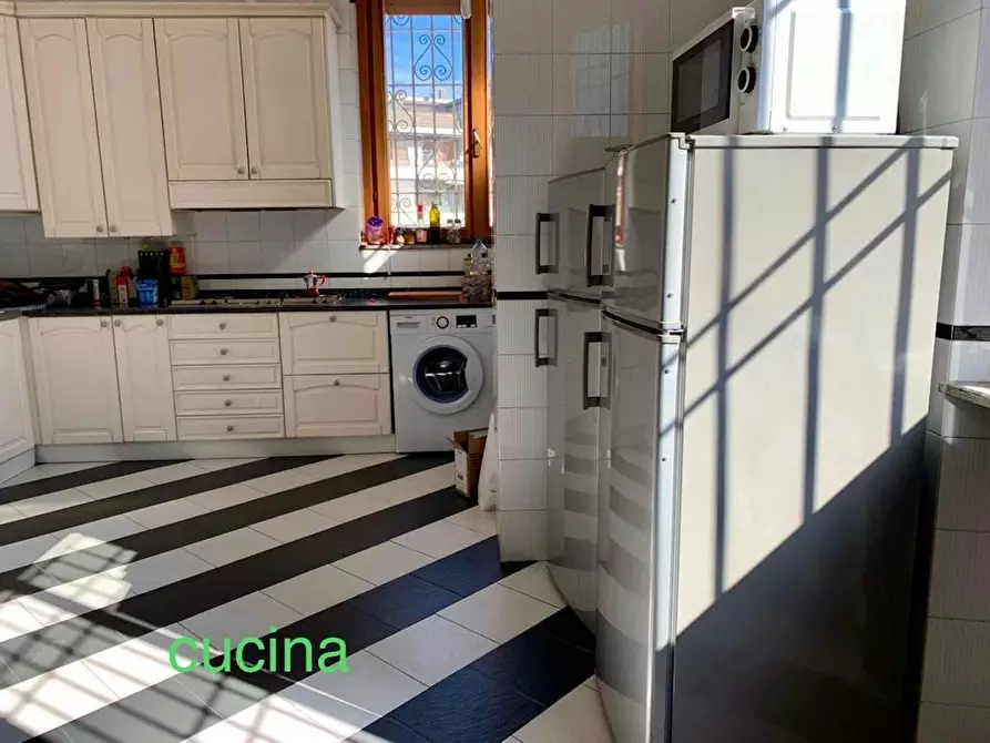 Immagine 5 di Camera in affitto  in Viale Sarca a Milano