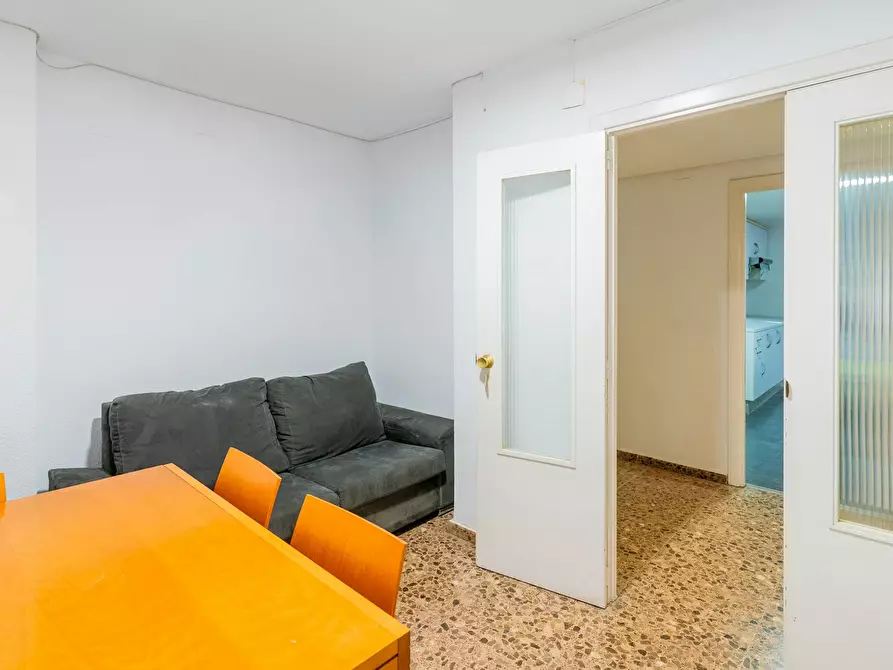 Immagine 8 di Appartamento in affitto  in Carrer de la Pianista Empar Iturbi a Valencia