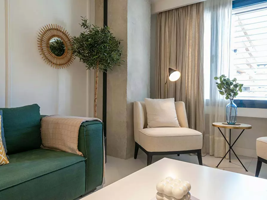 Immagine 4 di Appartamento in affitto  in Calle de Orense a Madrid