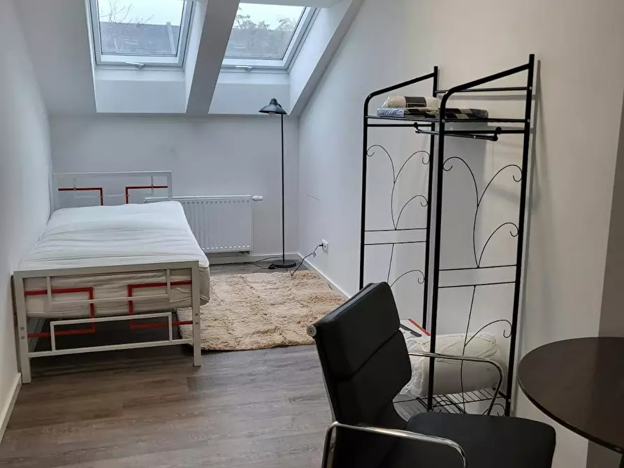 Immagine 2 di Camera in affitto  in Wilhelminenhofstraße a Berlin