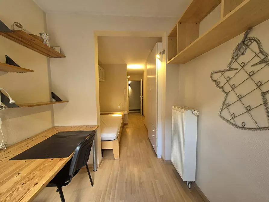 Immagine 5 di Camera in affitto  in Rue Darchis a Rocourt