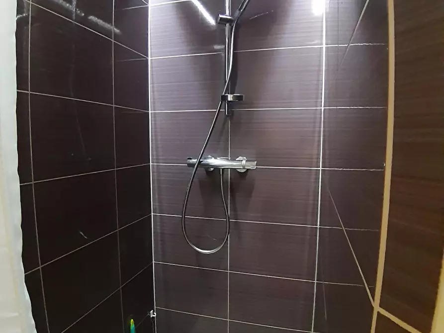 Immagine 8 di Camera in affitto  in Rue Darchis a Rocourt