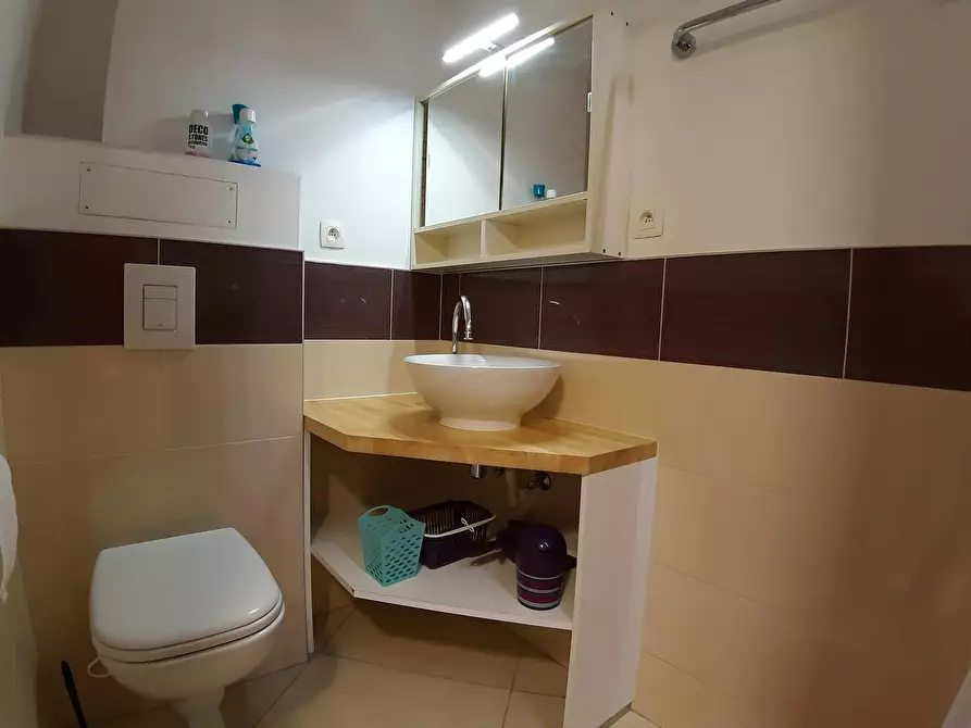 Immagine 7 di Camera in affitto  in Rue Darchis a Rocourt