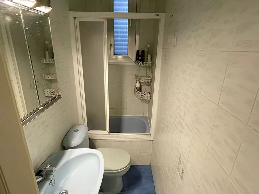 Immagine 6 di Camera in affitto  in Calle de Torrecilla del Leal a Madrid