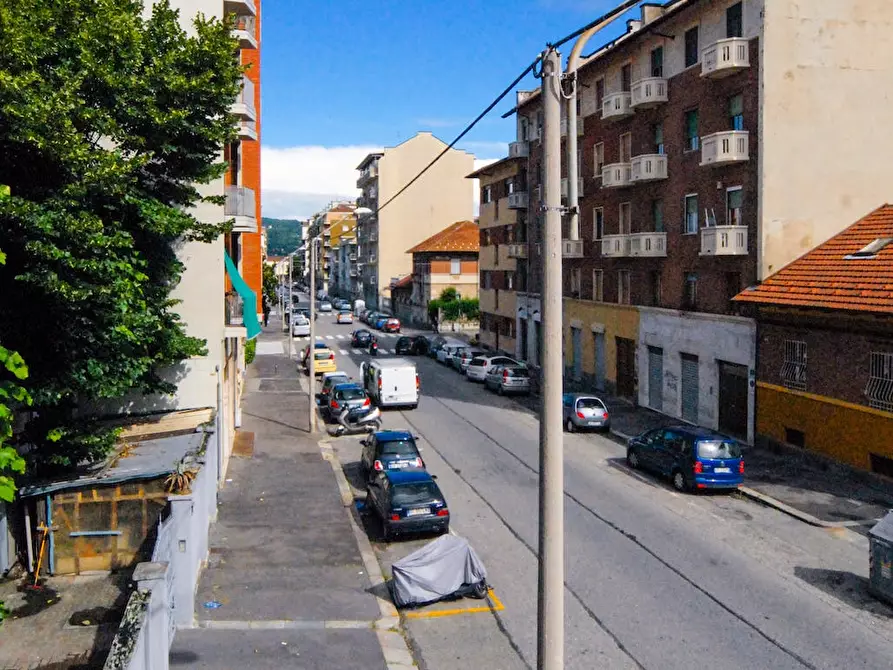 Immagine 6 di Camera in affitto  in Via Monfalcone a Torino