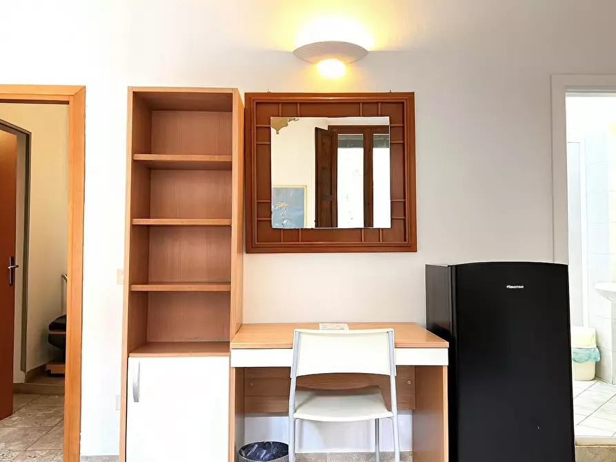 Immagine 5 di Camera condivisa in affitto  in Via del Porrione a Siena