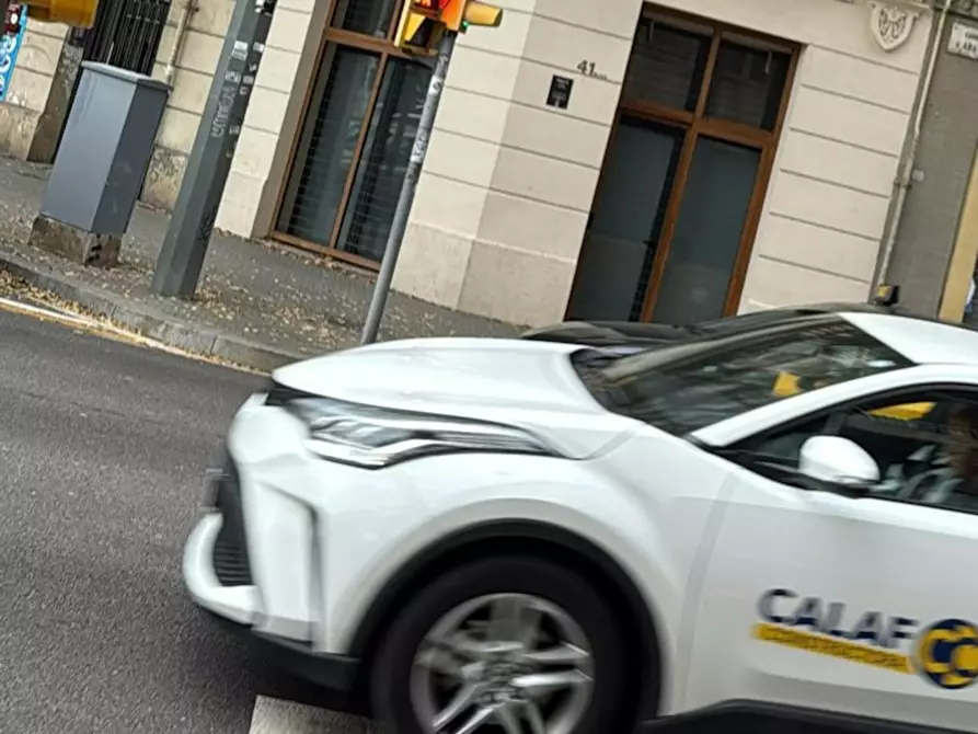 Immagine 1 di Camera in affitto  in Carrer d'Aragó a Barcelona