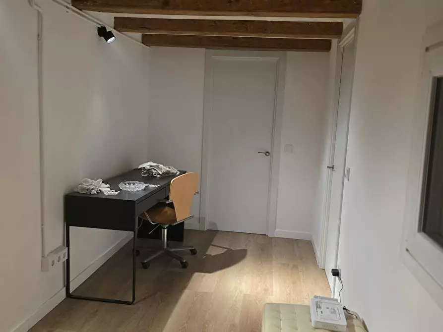 Immagine 6 di Camera in affitto  in Carrer d'Aragó a Barcelona