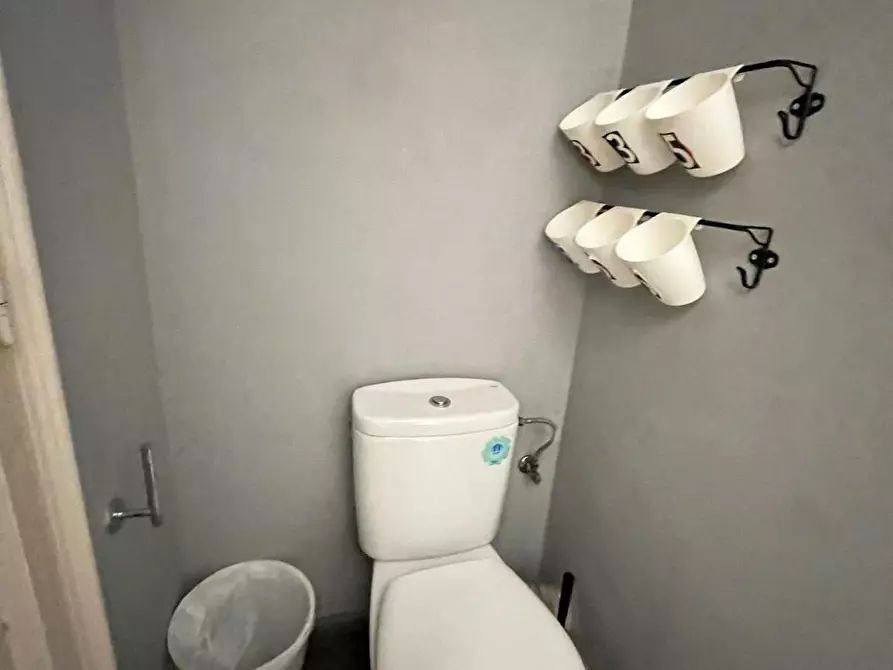 Immagine 10 di Camera in affitto  in Avinguda de la Riera de Cassoles a Barcelona
