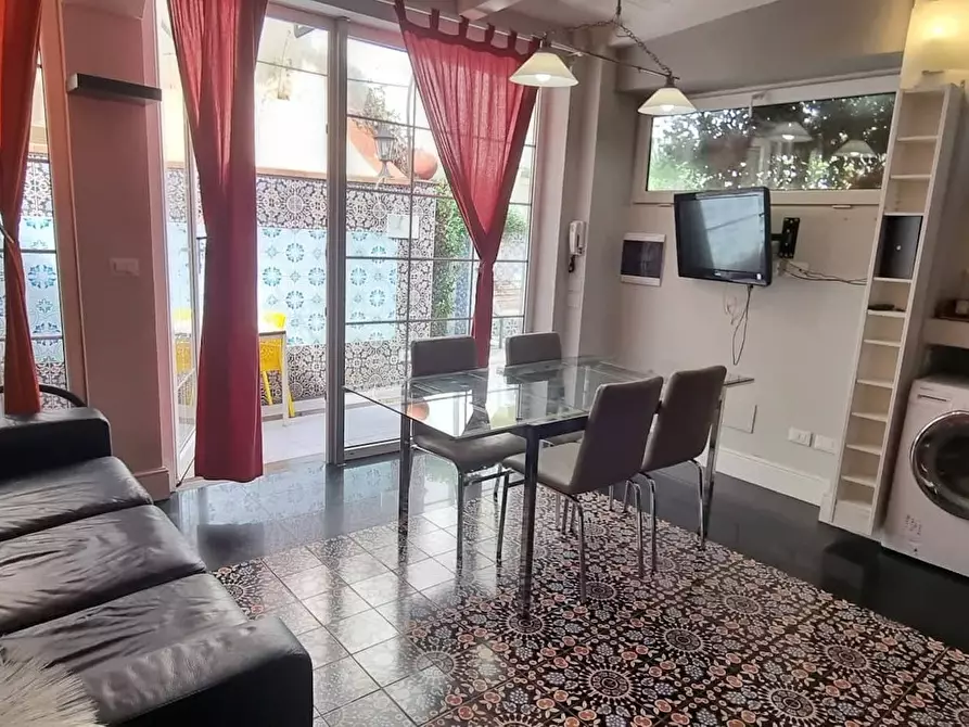 Immagine 2 di Camera condivisa in affitto  in Via San Zanobi a Firenze