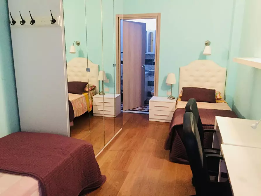 Immagine 6 di Camera condivisa in affitto  in Via San Zanobi a Firenze