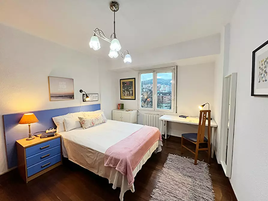 Immagine 2 di Camera in affitto  in Cocherito de Bilbao Kalea a Bilbao