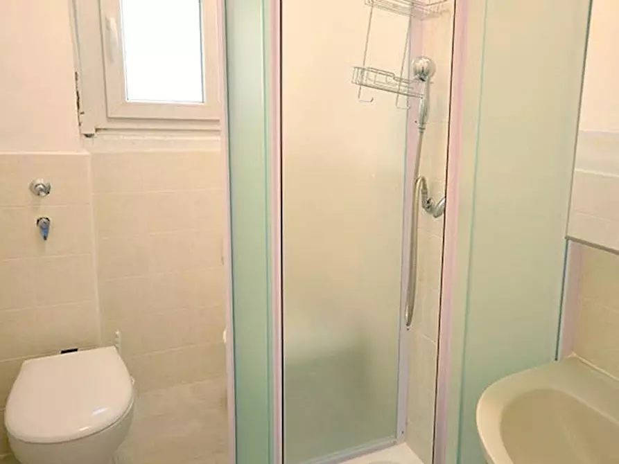 Immagine 5 di Camera in affitto  in Via Ettore Ponti a Milano