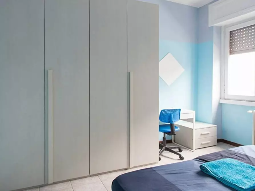 Immagine 3 di Camera in affitto  in Via Ettore Ponti a Milano