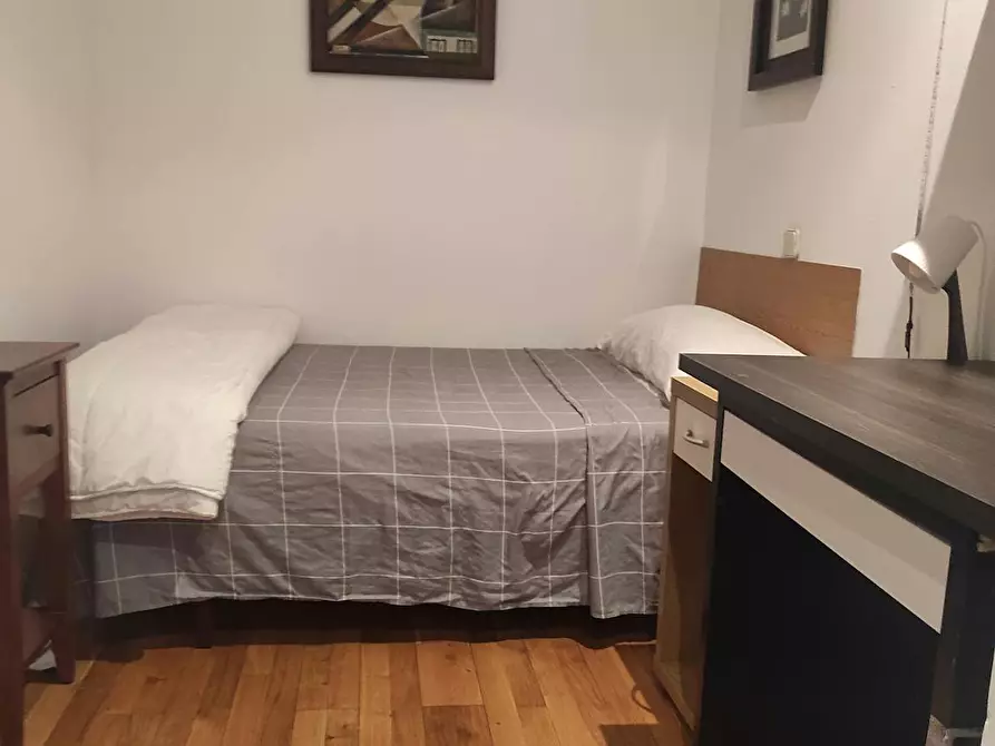 Immagine 1 di Camera in affitto  in Avenida de los Toreros a Madrid