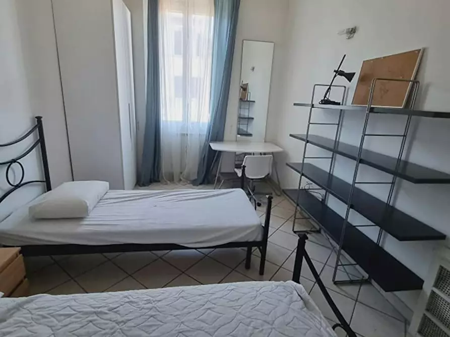Immagine 6 di Camera condivisa in affitto  in Via Senese a Firenze