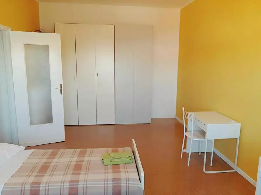 Immagine 2 di Camera condivisa in affitto  in Via Ettore Ponti a Milano