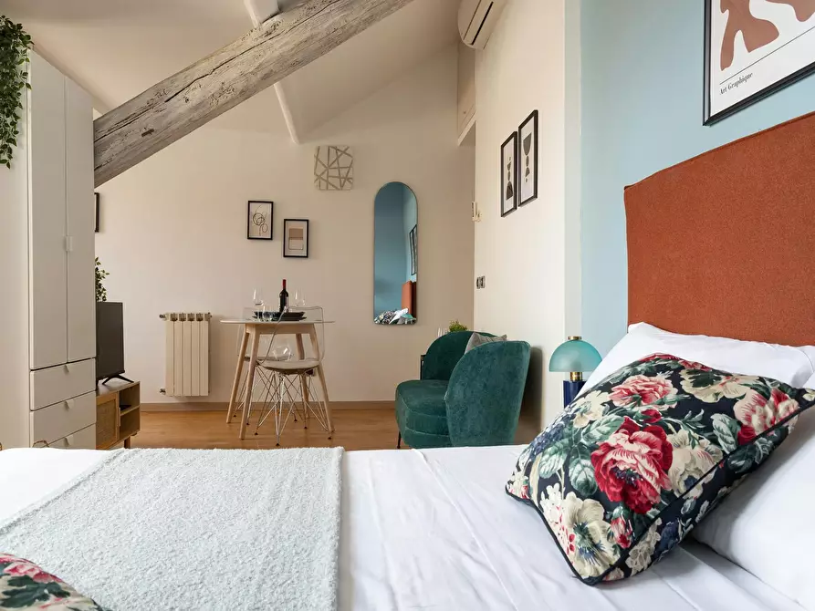 Immagine 3 di Appartamento in affitto  in Via Verona a Milano