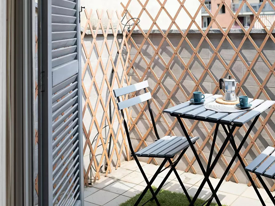 Immagine 8 di Appartamento in affitto  in Via Verona a Milano