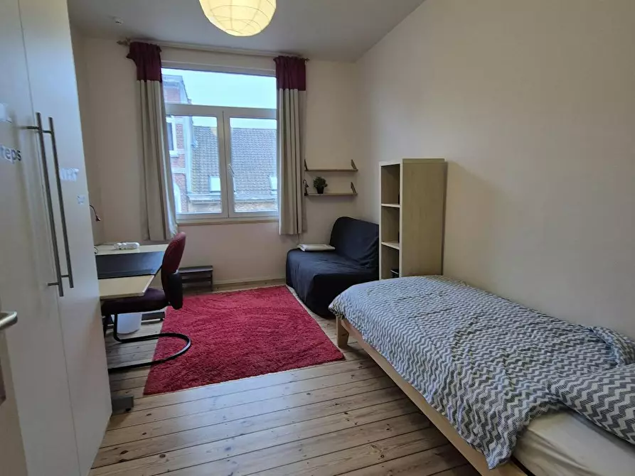 Immagine 1 di Camera in affitto  in Rue de Haerne a Etterbeek