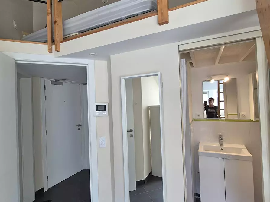 Immagine 4 di Camera in affitto  in Rue Darchis a Rocourt