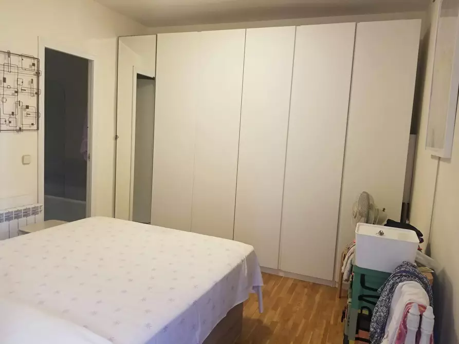 Immagine 2 di Appartamento in affitto  in Travesía de Andrés Mellado a Madrid