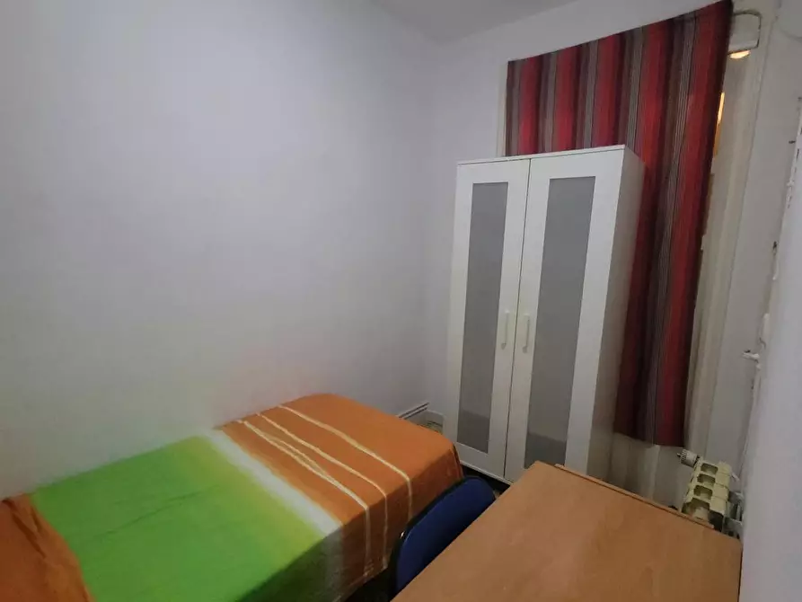 Immagine 7 di Camera in affitto  in Calle de Torrecilla del Leal a Madrid