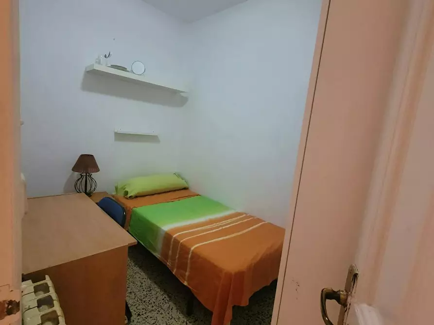 Immagine 5 di Camera in affitto  in Calle de Torrecilla del Leal a Madrid