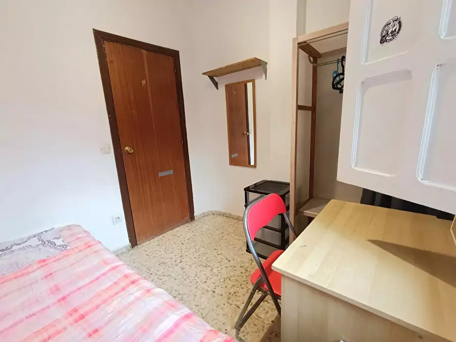Immagine 6 di Camera in affitto  in Callejón Nardo a Sevilla