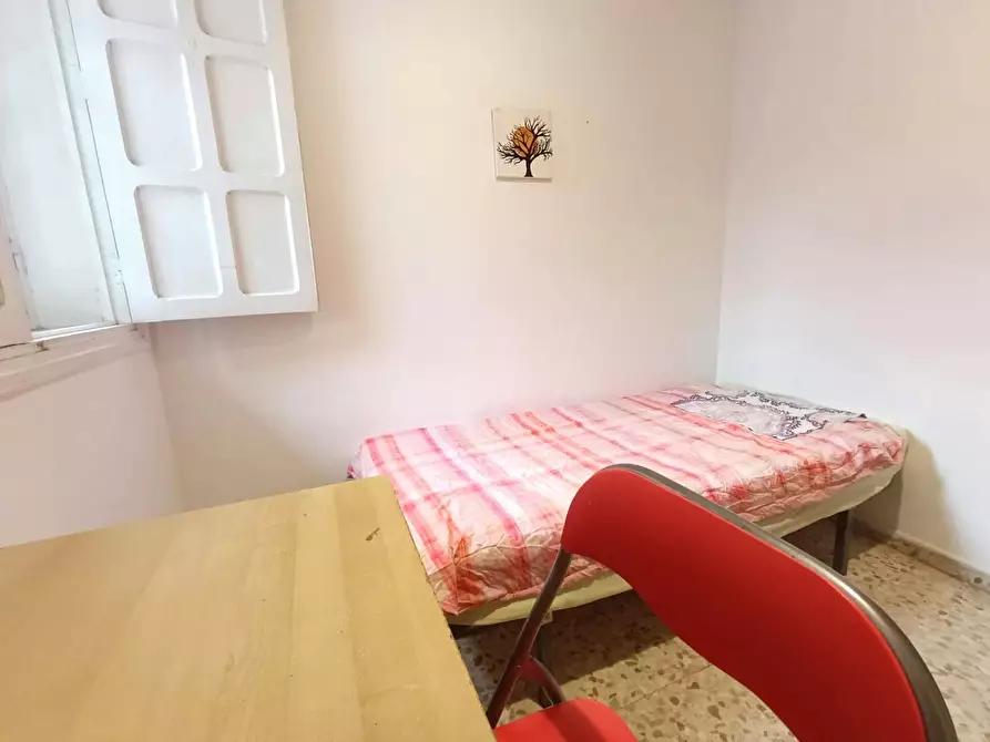 Immagine 7 di Camera in affitto  in Callejón Nardo a Sevilla