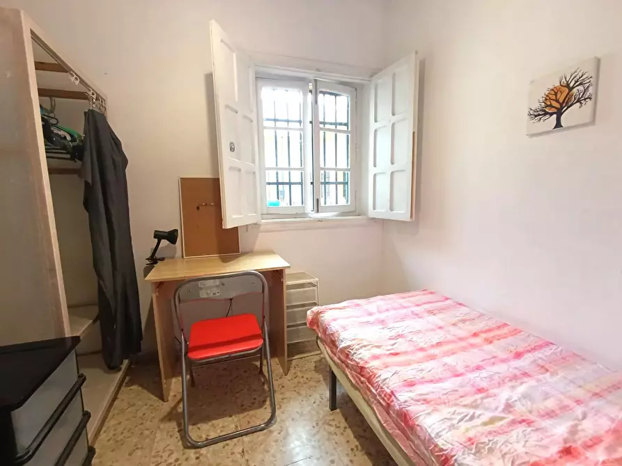 Immagine 5 di Camera in affitto  in Callejón Nardo a Sevilla