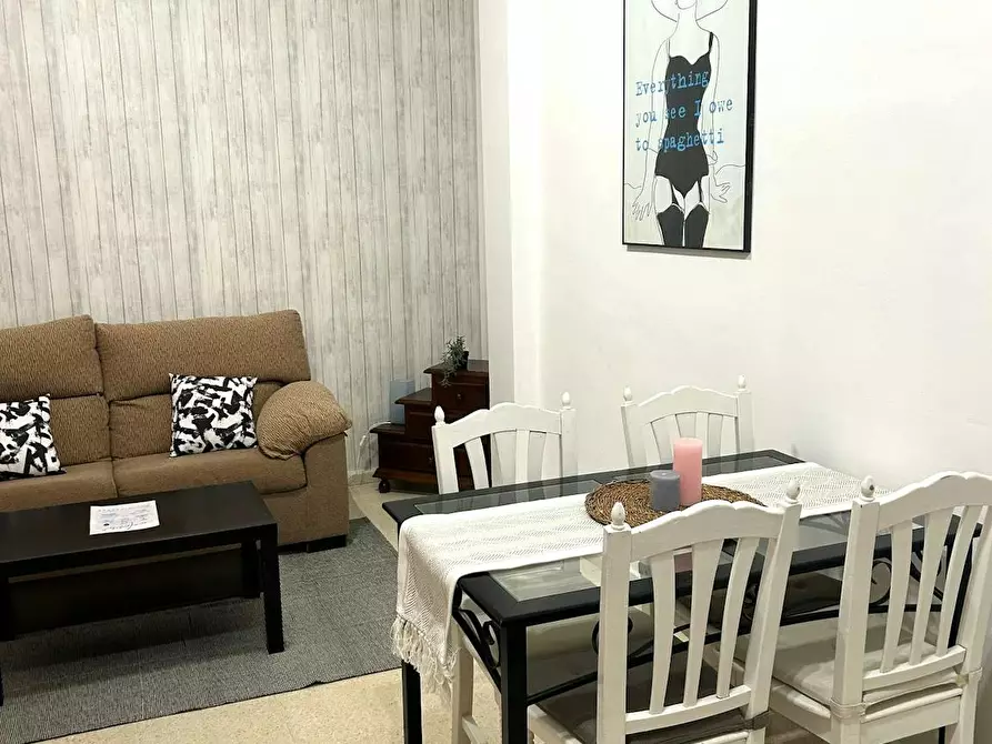 Immagine 8 di Appartamento in affitto  in Plaza San Martín a Sevilla