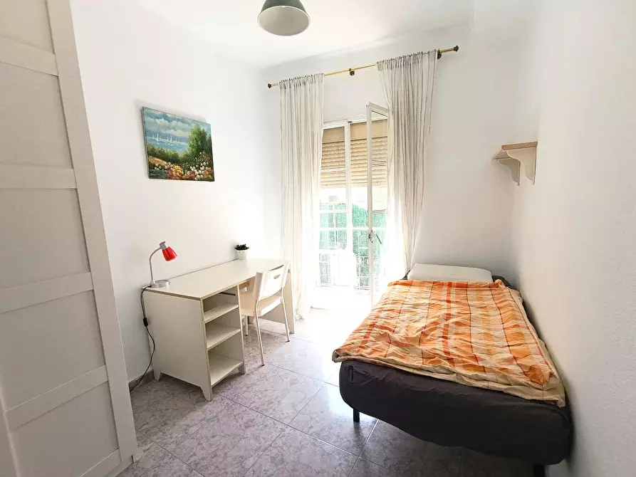 Immagine 5 di Camera in affitto  in Calle Leoncillos a Sevilla