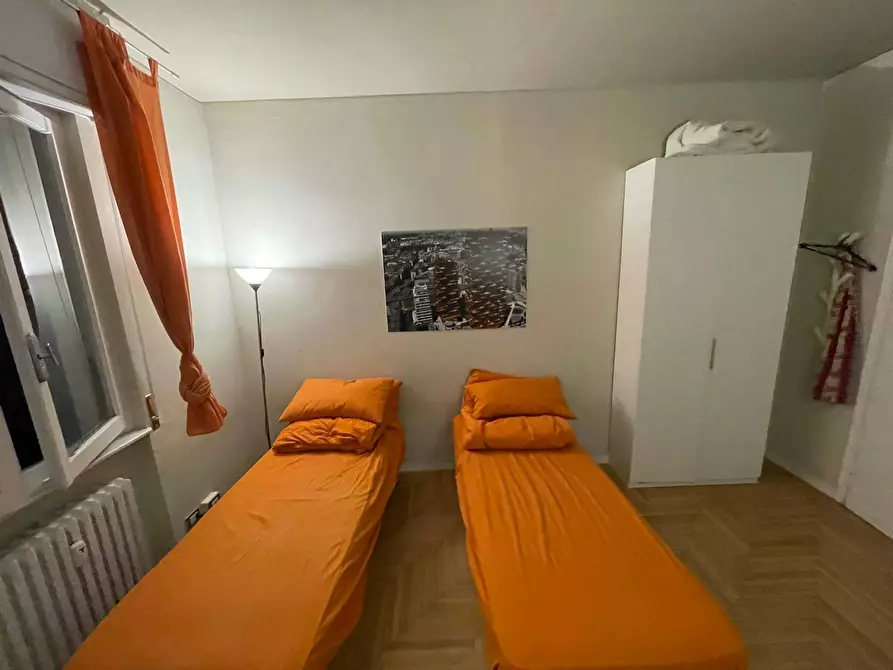 Immagine 5 di Camera in affitto  in Via dei Biancospini a Milano