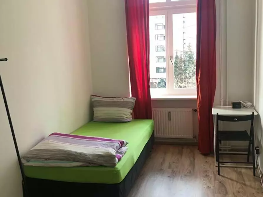 Immagine 2 di Camera in affitto  in Wilmersdorfer Straße a Berlin