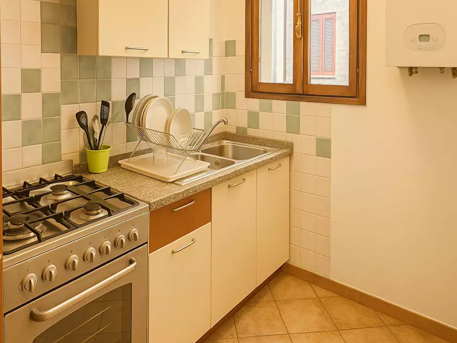 Immagine 7 di Camera in affitto  in Via del Porrione a Siena